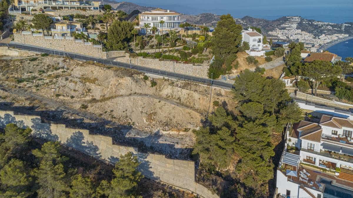 Grunde uden byggetilladelser til salg i Almunecar - € 260.000 (Ref: 8924670)