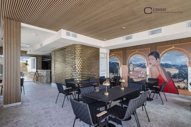 3 soveværelse Rækkehus til salg i Torrox-Costa, Torrox med swimmingpool - € 565.000 (Ref: 8924676)