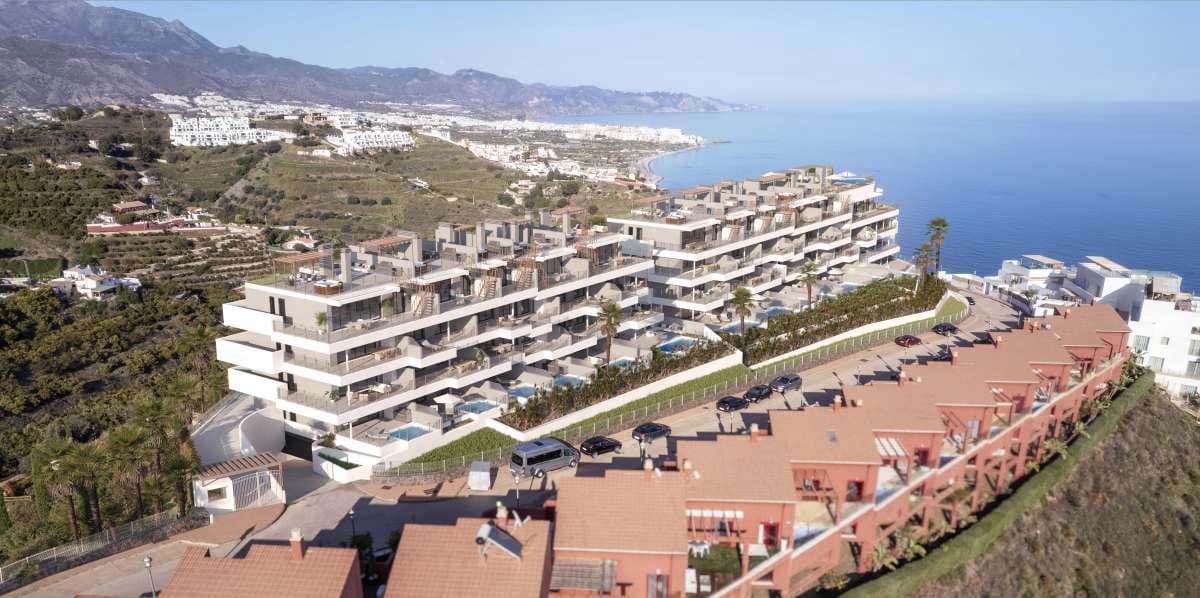 3 slaapkamer Appartement te koop in Torrox-Costa met zwembad - € 799.900 (Ref: 8924683)