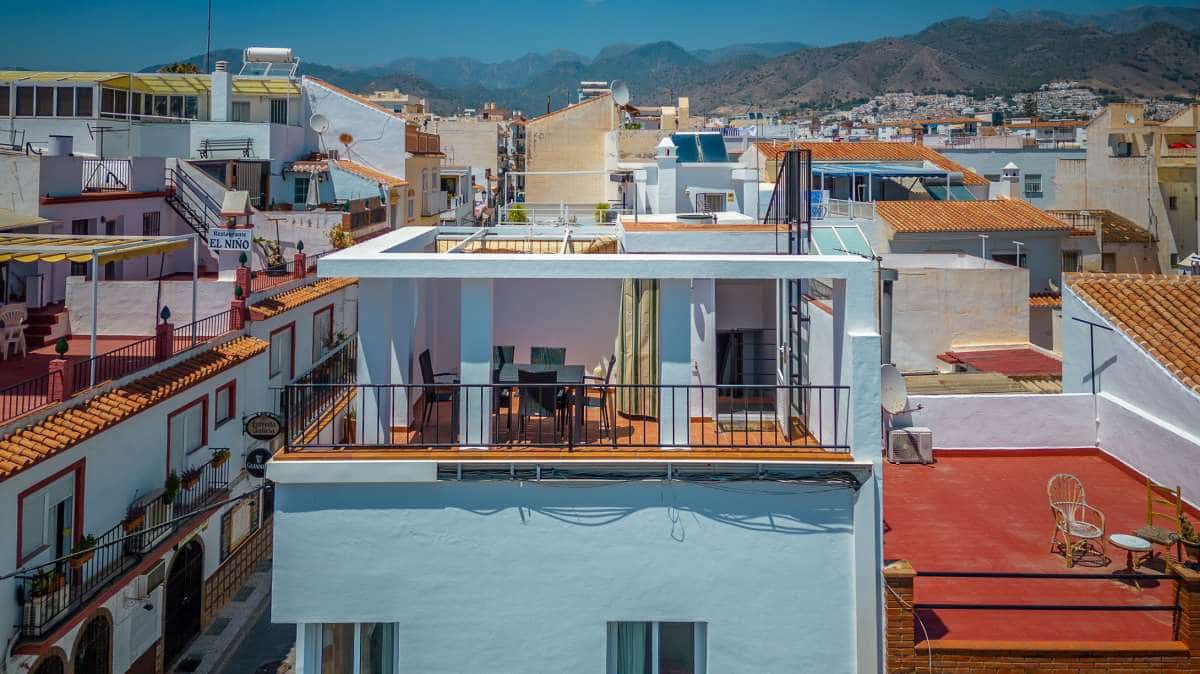 2 soveværelse Byhus til salg i Nerja med swimmingpool - € 399.000 (Ref: 8925429)