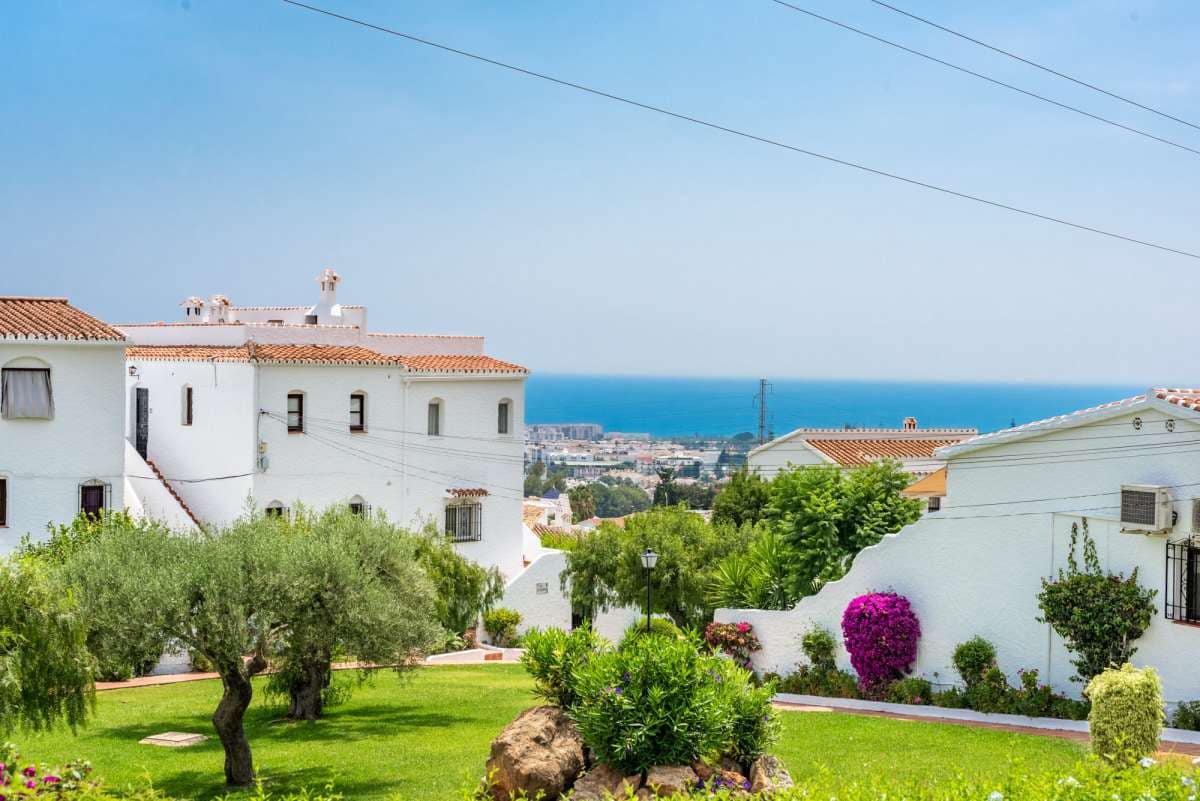 4 sypialnia Willa na sprzedaż w Nerja z basenem - 450 000 € (Ref: 9111605)