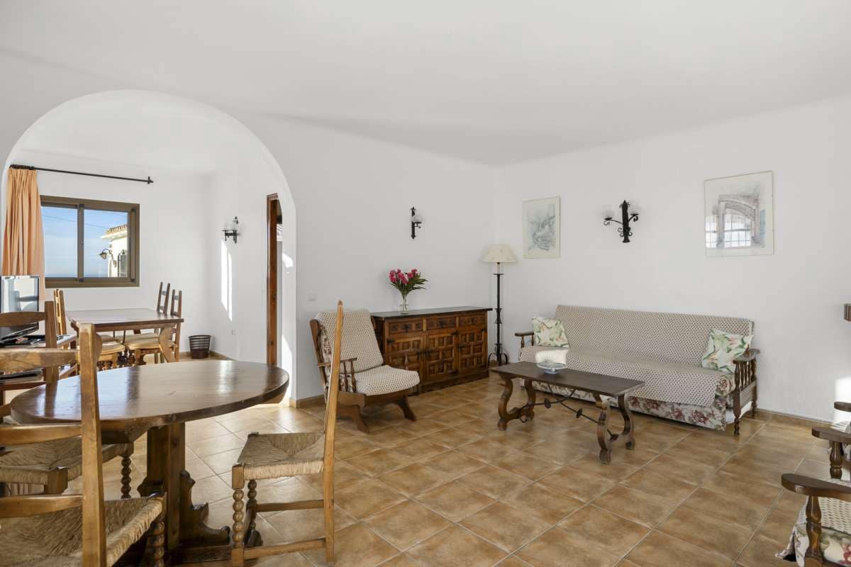 4 sypialnia Willa na sprzedaż w Nerja z basenem - 450 000 € (Ref: 9111605)