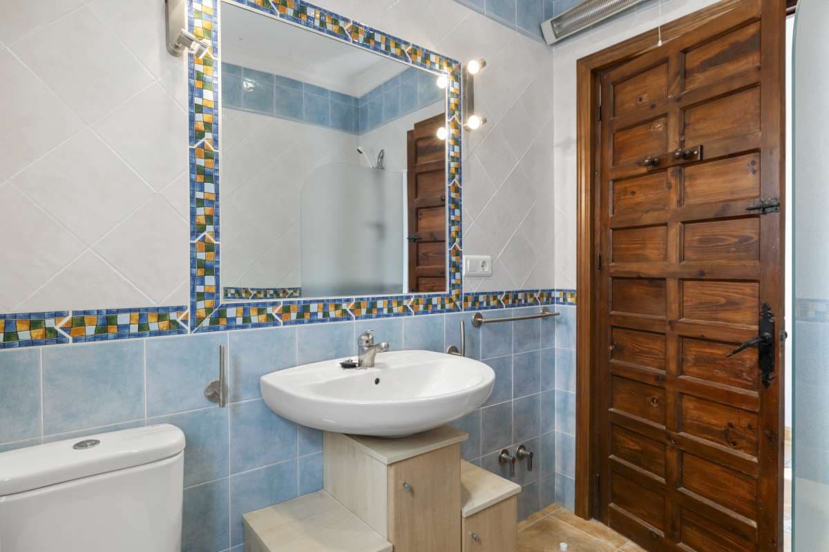 4 sypialnia Willa na sprzedaż w Nerja z basenem - 450 000 € (Ref: 9111605)