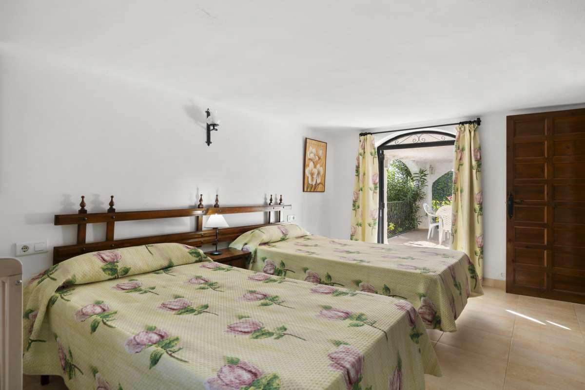 4 sypialnia Willa na sprzedaż w Nerja z basenem - 450 000 € (Ref: 9111605)