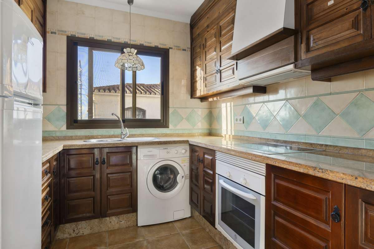 4 sypialnia Willa na sprzedaż w Nerja z basenem - 450 000 € (Ref: 9111605)
