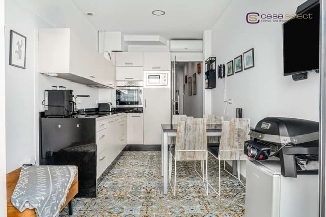 2 bedroom Townhouse for sale in Nerja with pool - € 450,000 (Ref: 9219385)