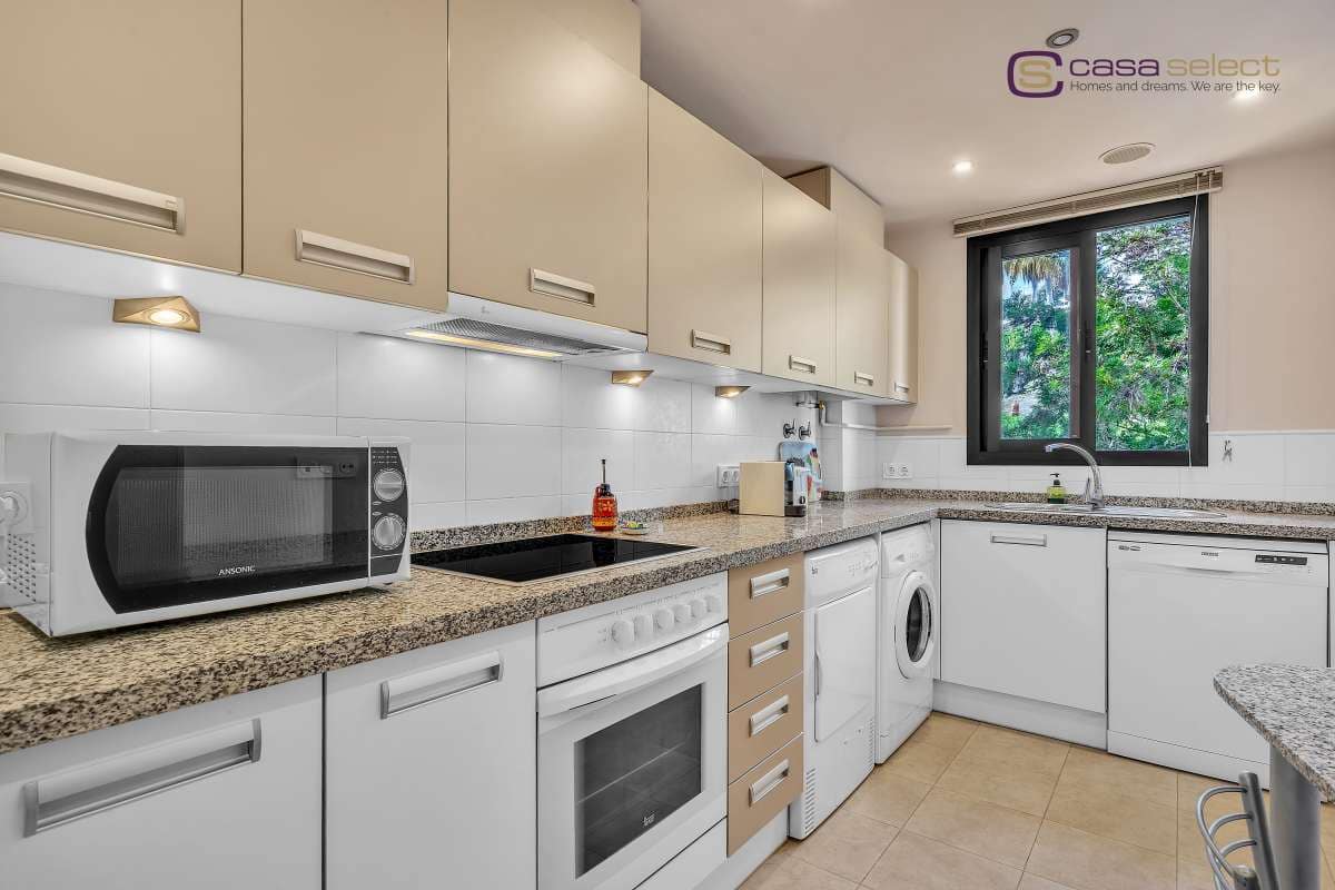 2 makuuhuone Huoneisto myytävänä paikassa Torrox-Costa mukana uima-altaan - 395 000 € (Ref: 9247908)