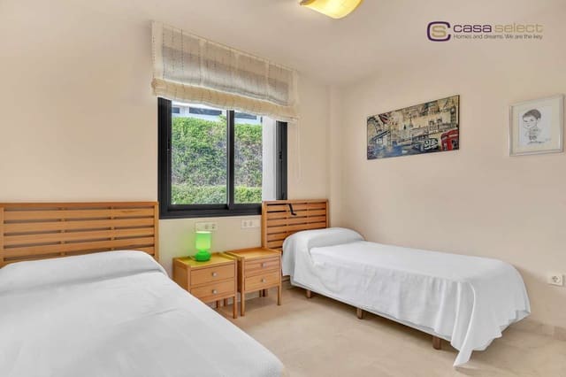 2 slaapkamer Appartement te koop in El Peñoncillo, Torrox met zwembad - € 395.000 (Ref: 9247908)