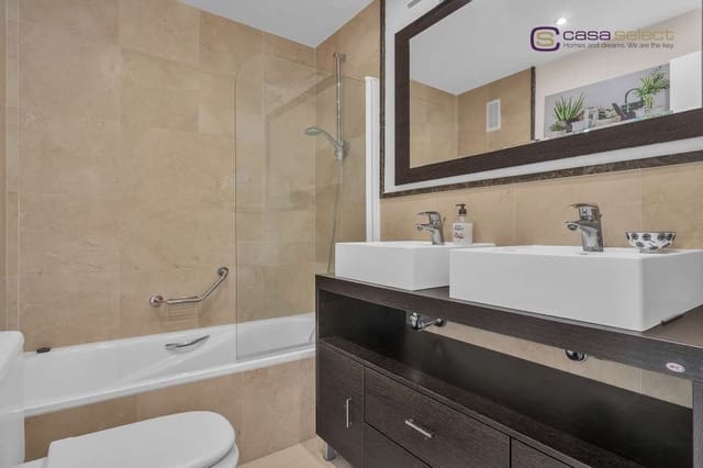 2 slaapkamer Appartement te koop in El Peñoncillo, Torrox met zwembad - € 395.000 (Ref: 9418991)