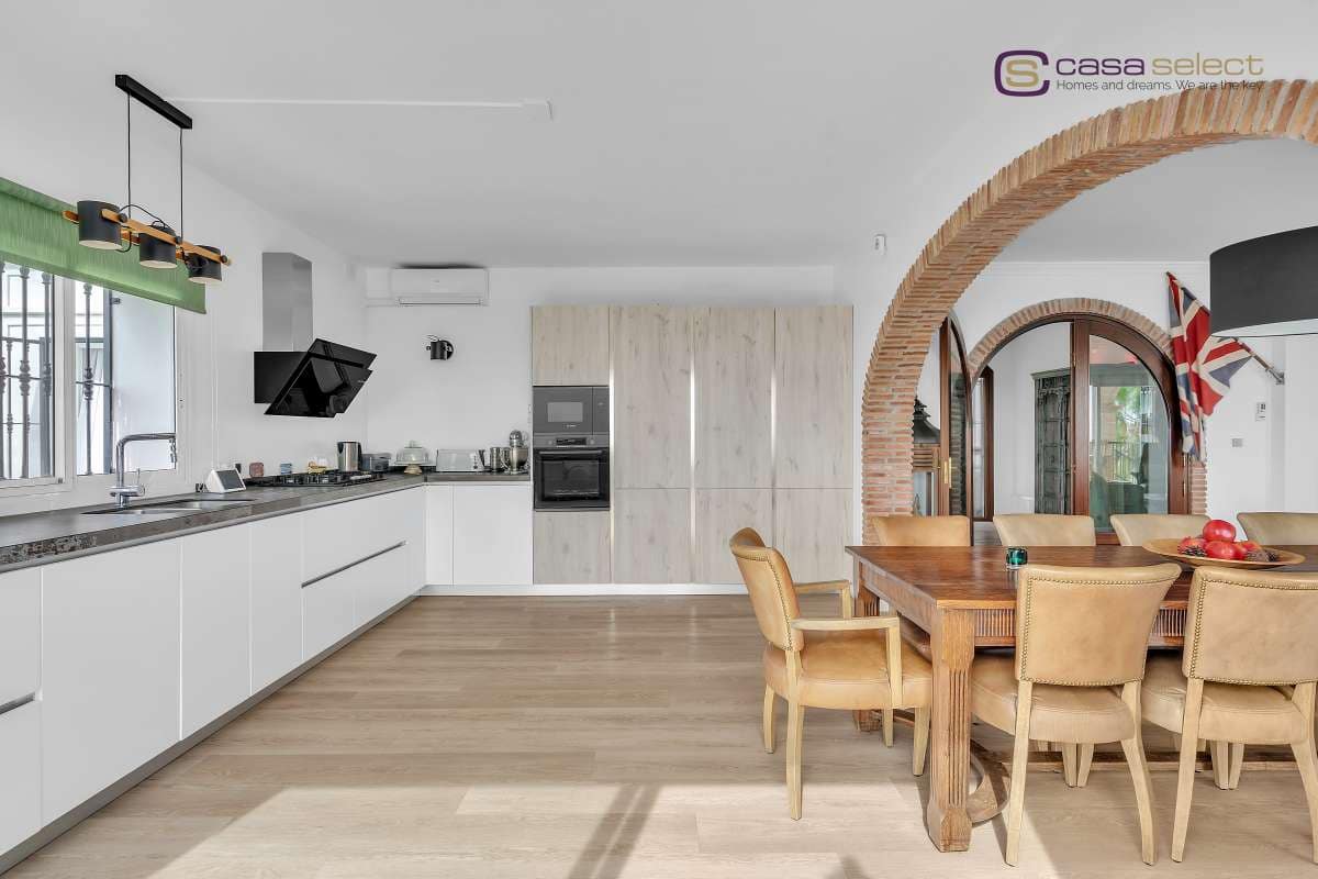 4 Zimmer Villa zu verkaufen in Frigiliana mit Pool - 1.300.000 € (Ref: 9421700)