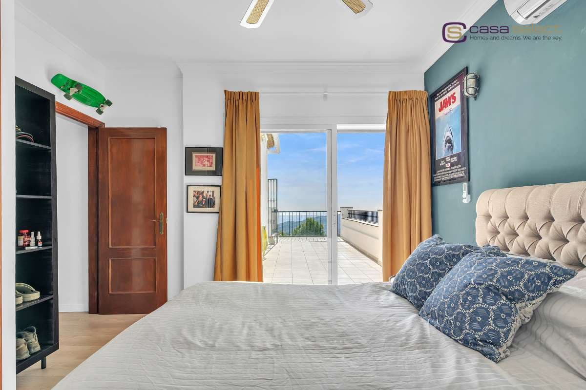 4 Zimmer Villa zu verkaufen in Frigiliana mit Pool - 1.300.000 € (Ref: 9421700)