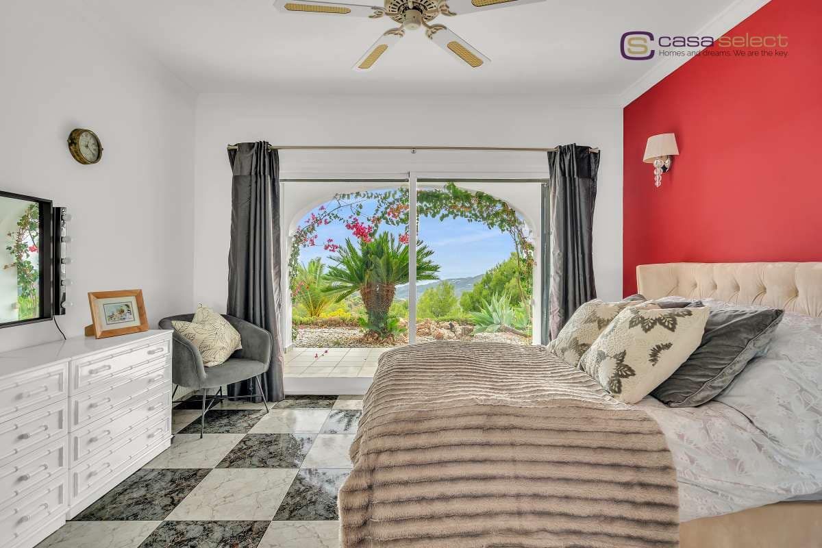 4 Zimmer Villa zu verkaufen in Frigiliana mit Pool - 1.300.000 € (Ref: 9421700)