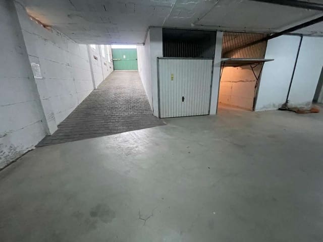 Garasje til salgs i El Peñoncillo, Torrox - € 26 000 (Ref: 9448437)