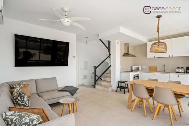 3 sypialnia Willa na sprzedaż w Nerja z basenem garażem - 789 000 € (Ref: 9564062)