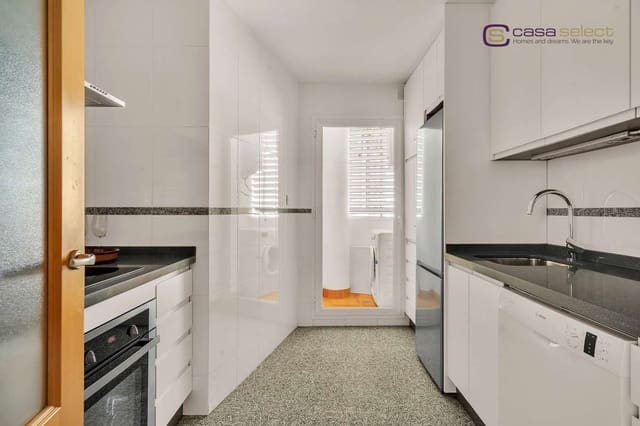 2 slaapkamer Appartement te koop in Chaparil - Torrecilla - Punta Lara, Nerja met zwembad - € 550.000 (Ref: 9593221)