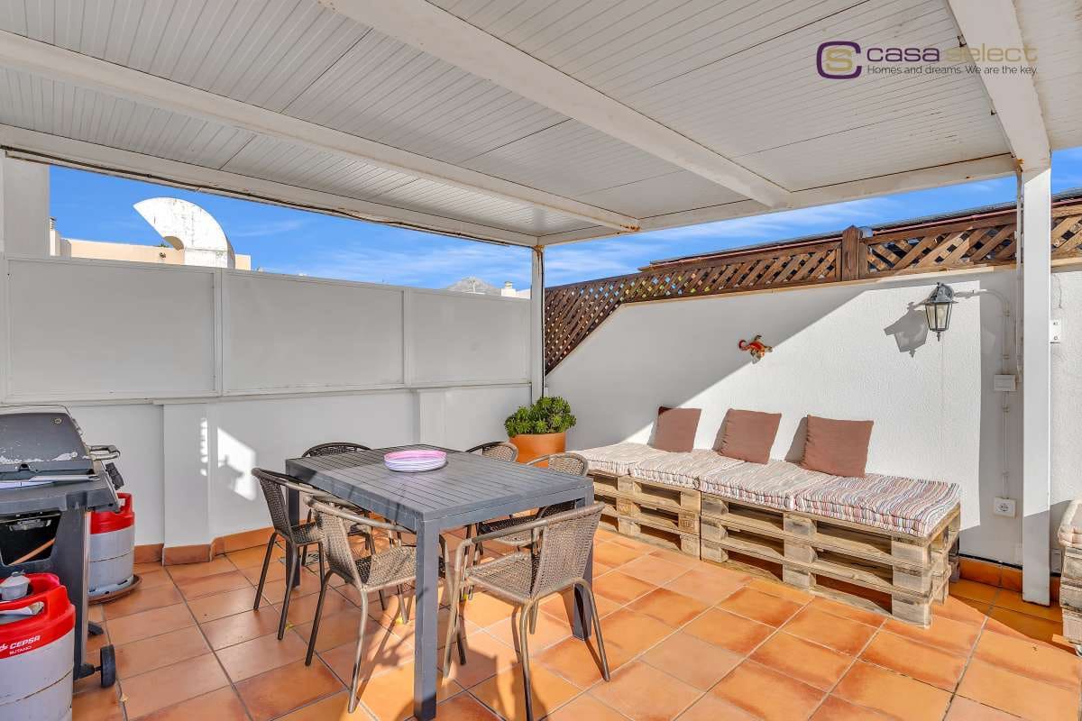 2 slaapkamer Appartement te koop in Nerja met zwembad - € 550.000 (Ref: 9593221)