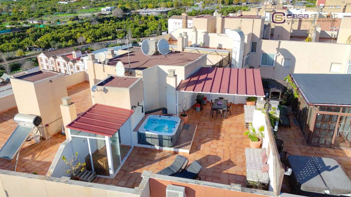 2 slaapkamer Appartement te koop in Nerja met zwembad - € 550.000 (Ref: 9593221)