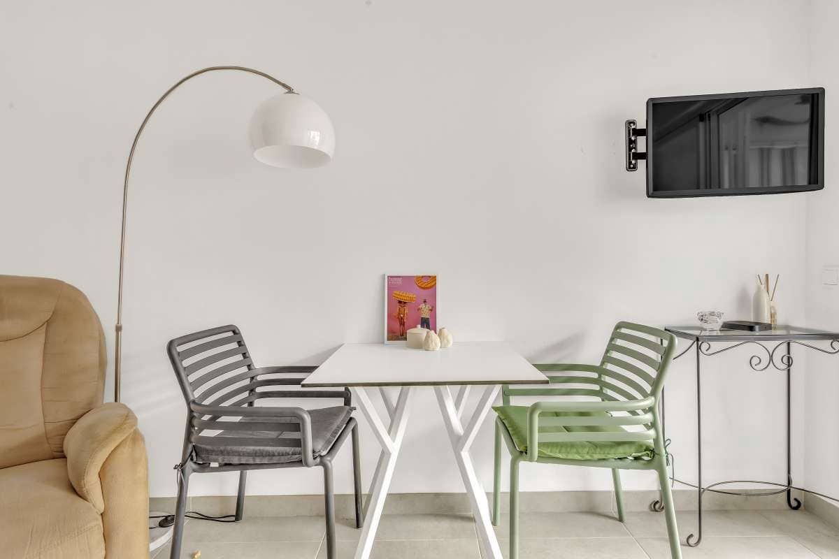 1 bedroom Apartment for sale in Nerja with pool - € 195,000 (Ref: 9720838)