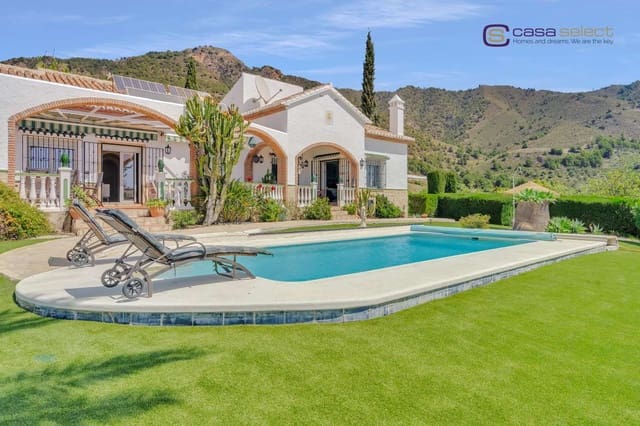 3 slaapkamer Villa te koop in Frigiliana met zwembad - € 725.000 (Ref: 9803758)