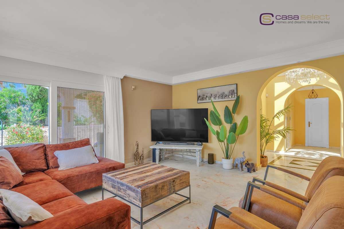 4 soverom Villa til salgs i Torre del Mar med svømmebasseng - € 665 000 (Ref: 9838680)