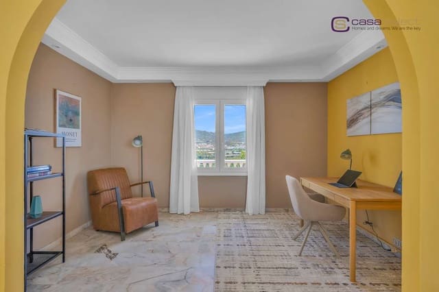 4 soverom Villa til salgs i Torre del Mar, Vélez-Málaga med svømmebasseng - € 665 000 (Ref: 9838680)