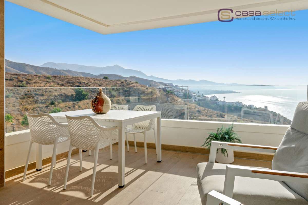 2 slaapkamer Appartement te koop in El Penoncillo met zwembad garage - € 425.000 (Ref: 9891343)