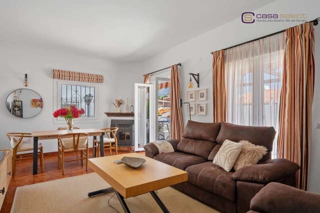 3 sypialnia Willa na sprzedaż w Chaparil - Torrecilla - Punta Lara, Nerja z basenem - 449 000 € (Ref: 9902467)