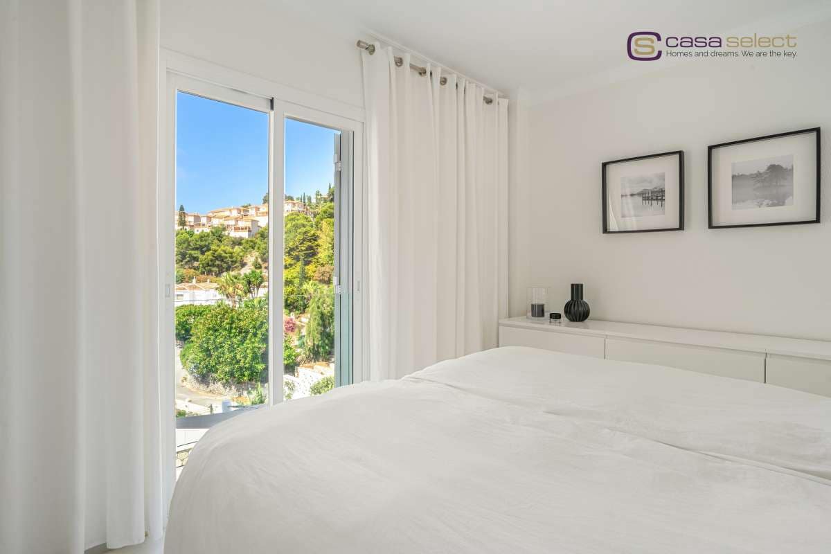 4 Zimmer Villa zu verkaufen in Almunecar mit Pool - 630.000 € (Ref: 9919096)