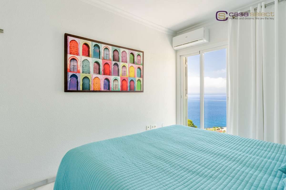 4 Zimmer Villa zu verkaufen in Almunecar mit Pool - 630.000 € (Ref: 9919096)