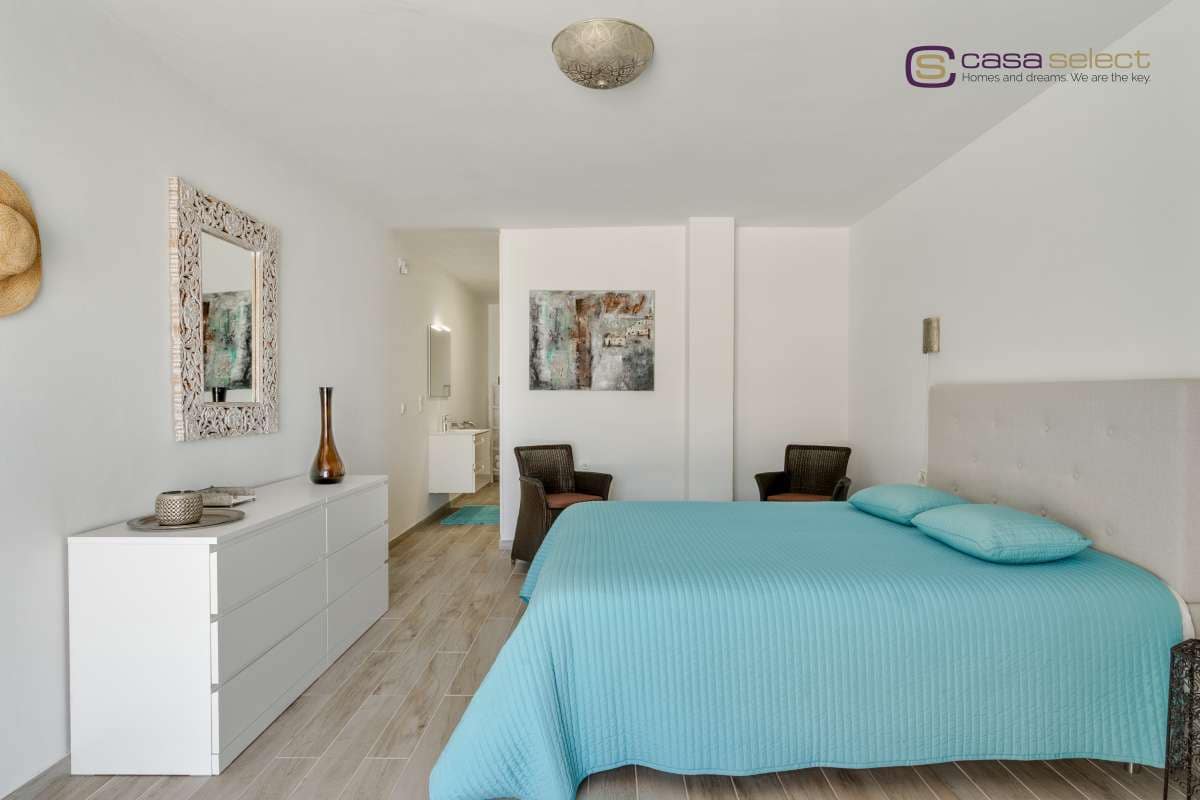 4 Zimmer Villa zu verkaufen in Almunecar mit Pool - 630.000 € (Ref: 9919096)