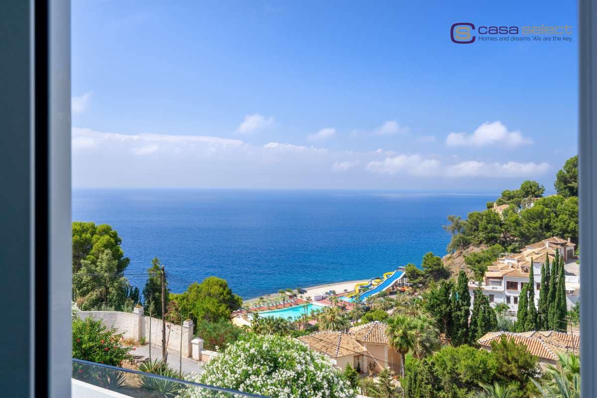 4 Zimmer Villa zu verkaufen in Almunecar mit Pool - 630.000 € (Ref: 9919096)