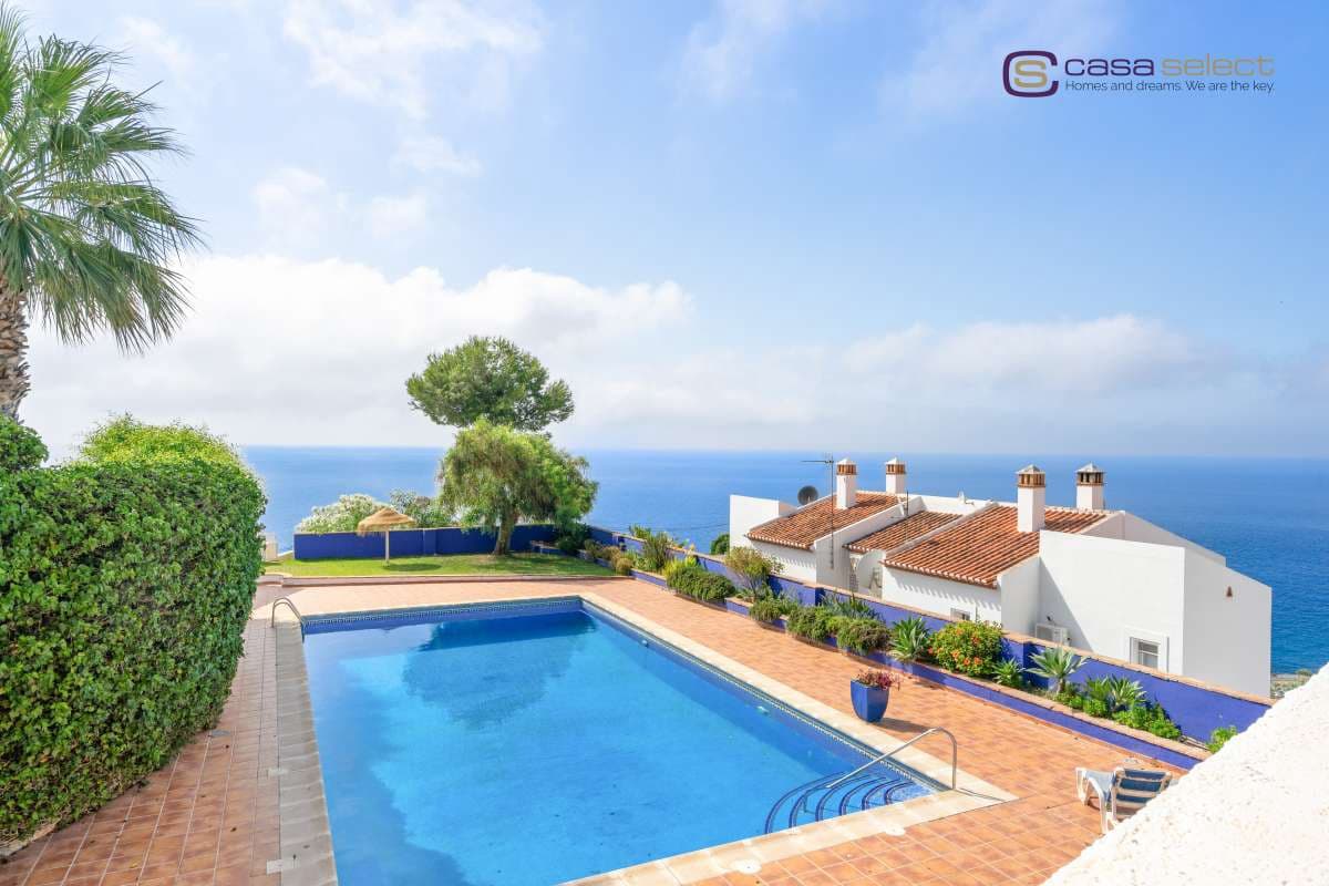 4 Zimmer Villa zu verkaufen in Almunecar mit Pool - 630.000 € (Ref: 9919096)