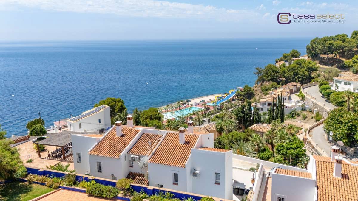 4 Zimmer Villa zu verkaufen in Almunecar mit Pool - 630.000 € (Ref: 9919096)