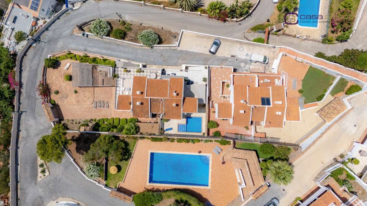 4 Zimmer Villa zu verkaufen in Almunecar mit Pool - 630.000 € (Ref: 9919096)