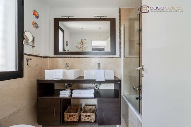 3 quarto Apartamento para venda em El Peñoncillo, Torrox com piscina - 430 000 € (Ref: 9932398)