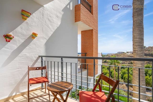 3 quarto Apartamento para venda em El Peñoncillo, Torrox com piscina - 430 000 € (Ref: 9932398)