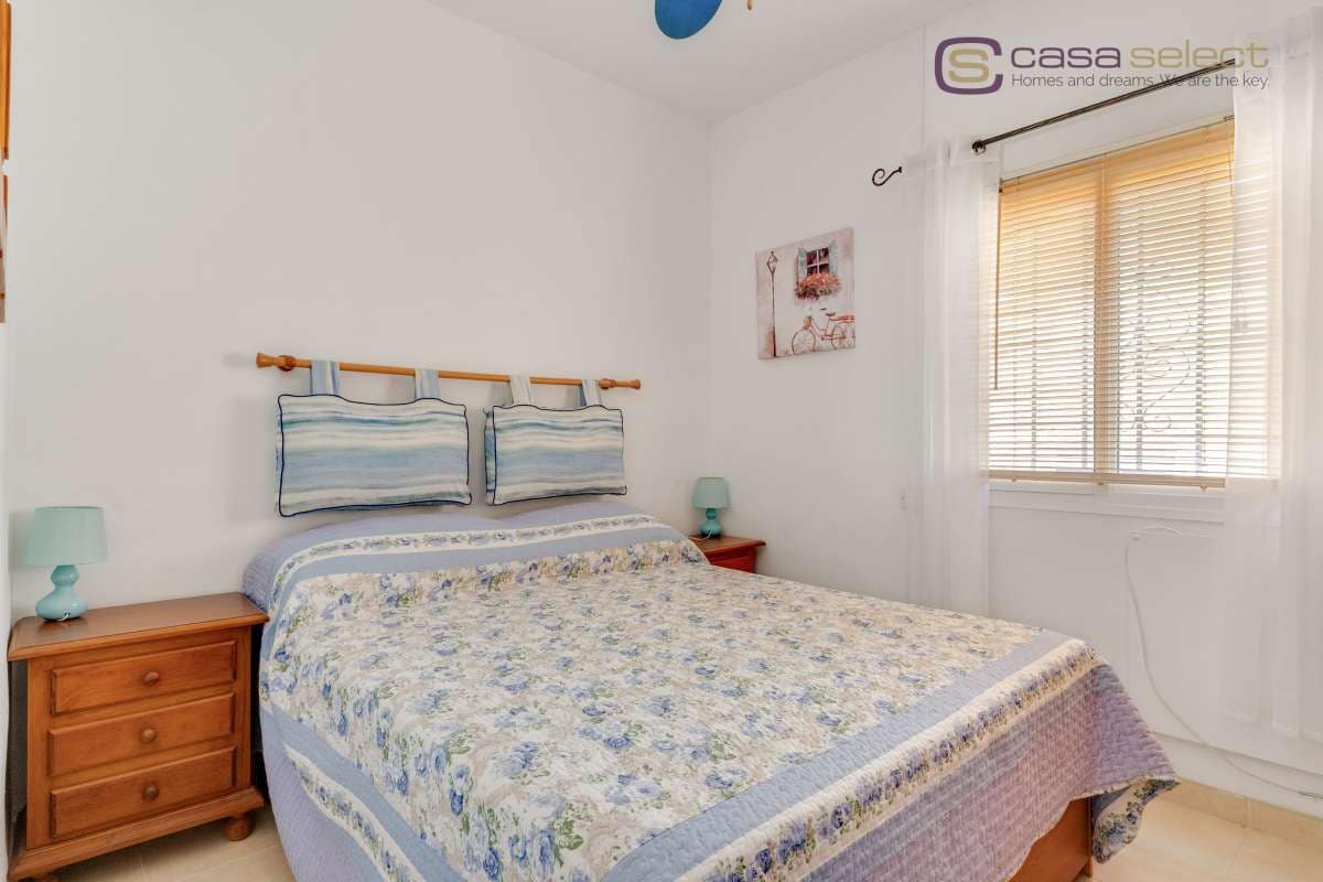 Apartamento de 2 habitaciones en Nerja en venta con piscina - 350.000 € (Ref: 9974384)