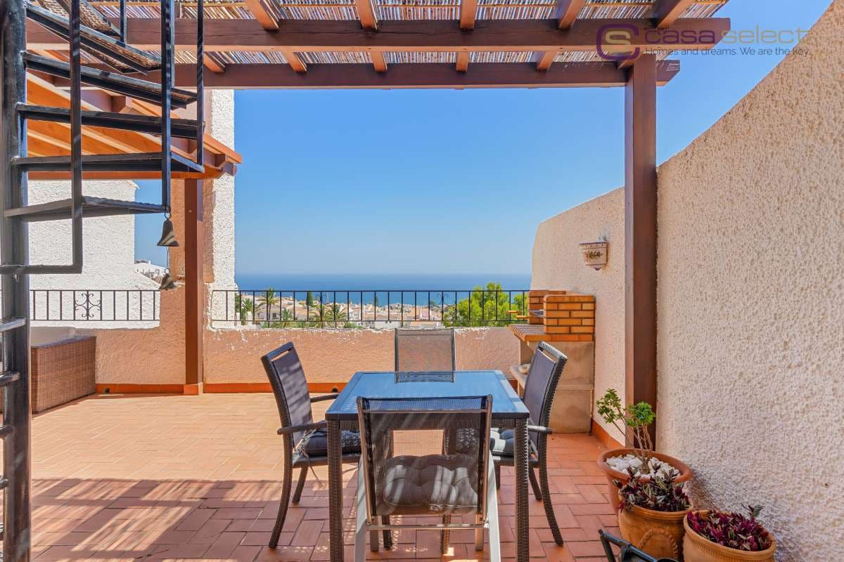 Apartamento de 2 habitaciones en Nerja en venta con piscina - 350.000 € (Ref: 9974384)