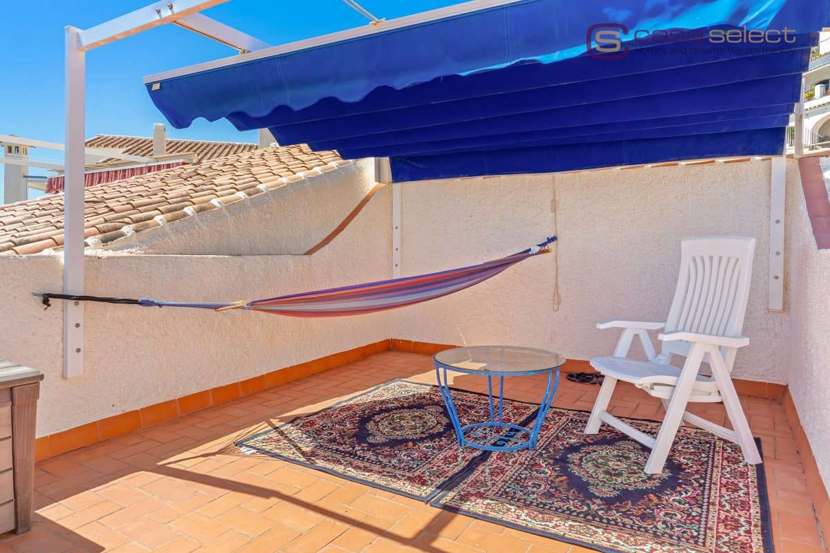 Apartamento de 2 habitaciones en Nerja en venta con piscina - 350.000 € (Ref: 9974384)