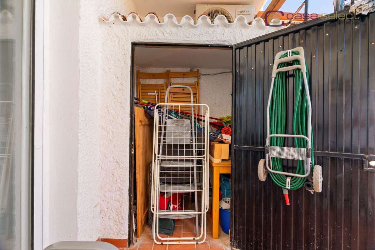 Apartamento de 2 habitaciones en Nerja en venta con piscina - 350.000 € (Ref: 9974384)