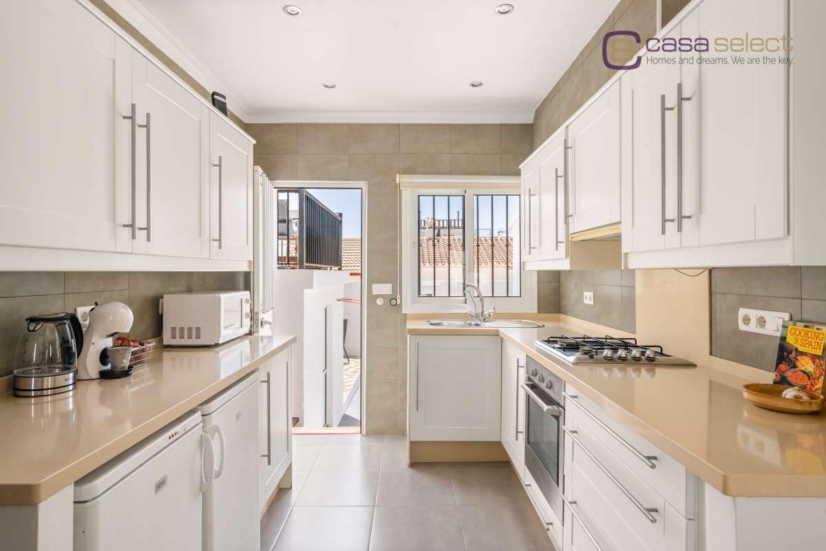 2 chambre Maison de Ville à vendre à Torrox avec piscine - 165 000 € (Ref: 9974385)