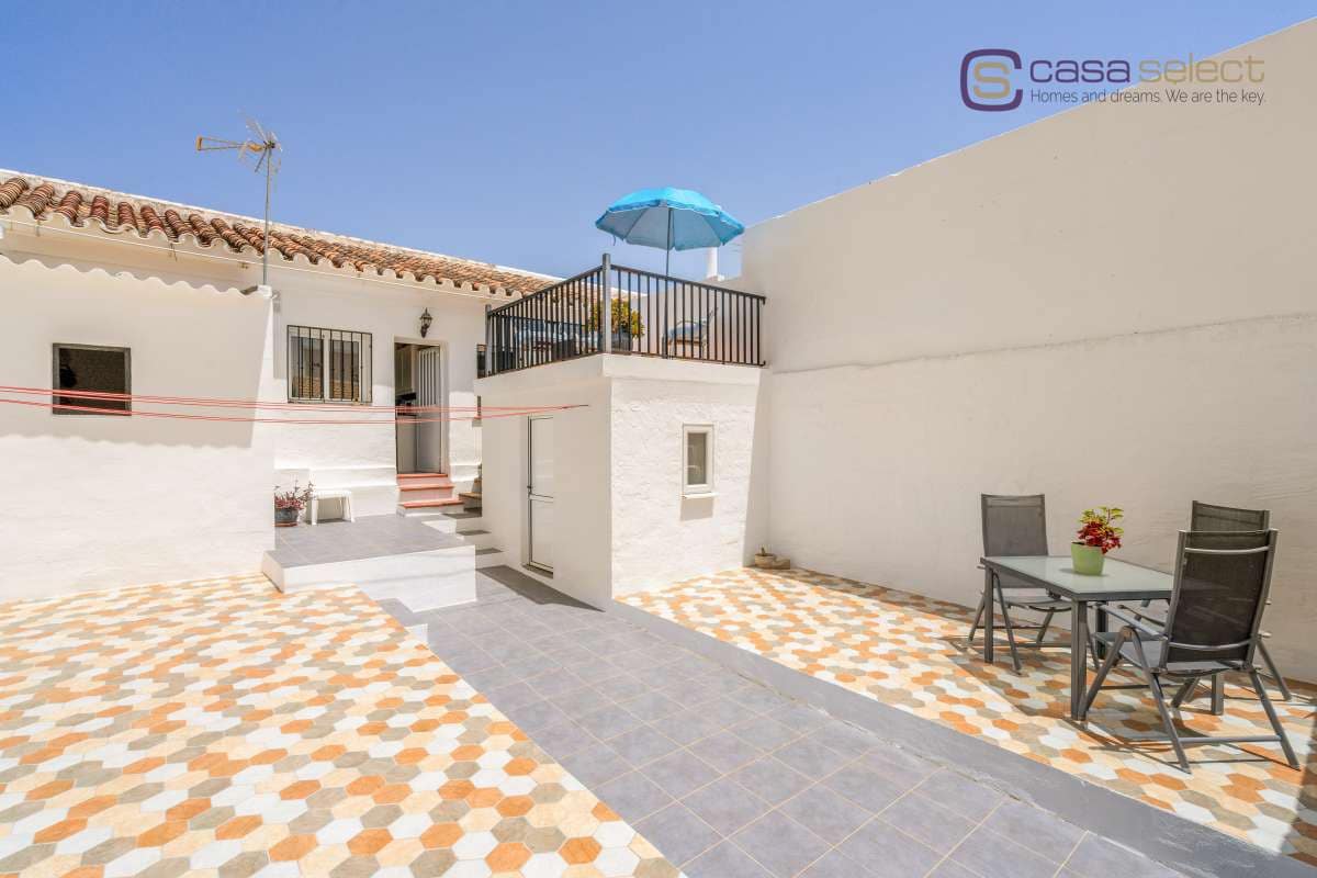 2 chambre Maison de Ville à vendre à Torrox avec piscine - 165 000 € (Ref: 9974385)