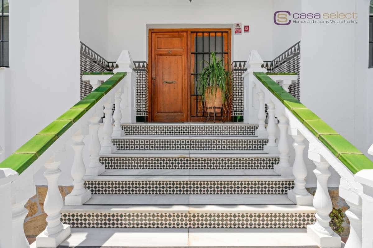 4 chambre Villa/Maison à vendre à Nerja avec piscine - 1 200 000 € (Ref: 9981641)