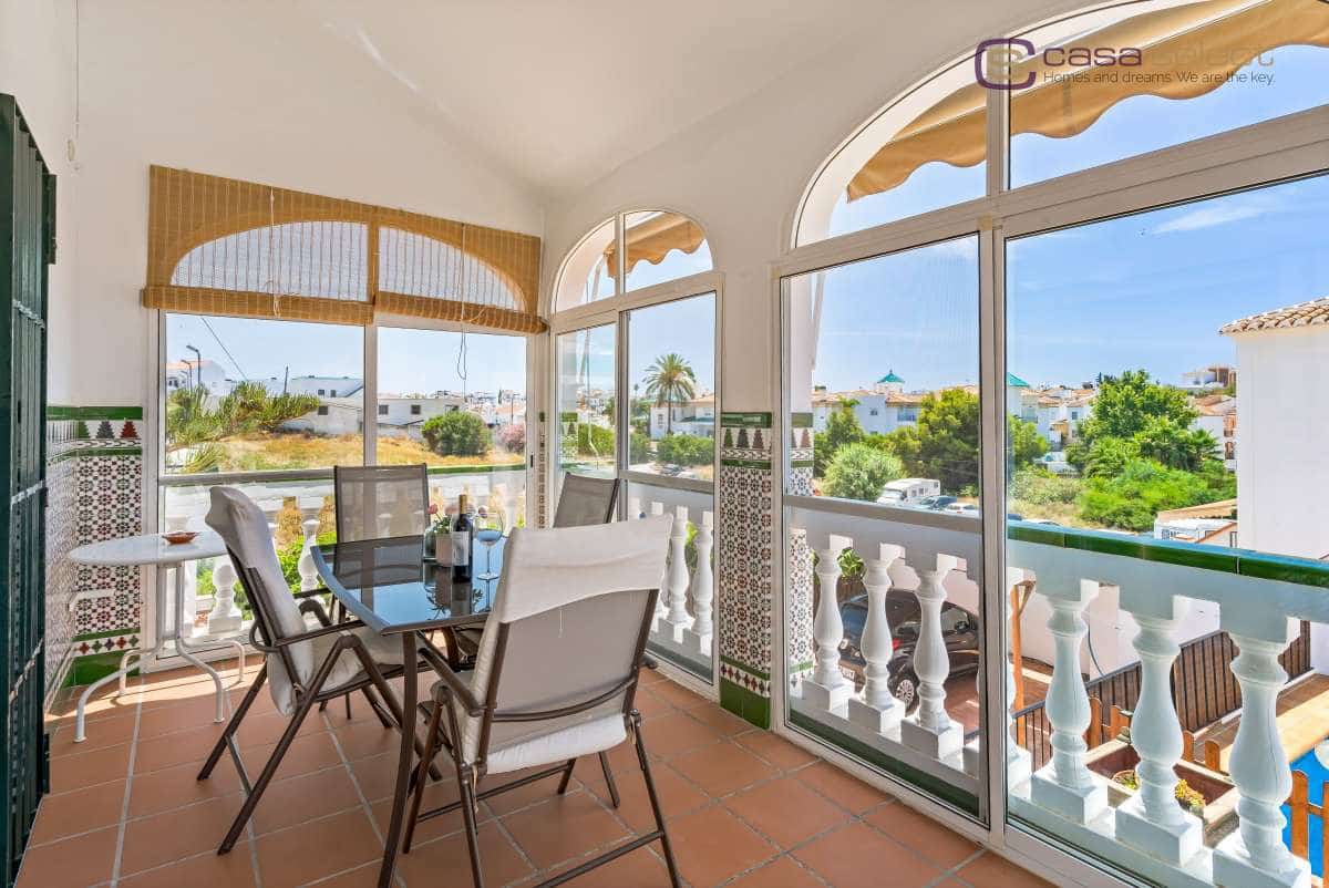4 chambre Villa/Maison à vendre à Nerja avec piscine - 1 200 000 € (Ref: 9981641)