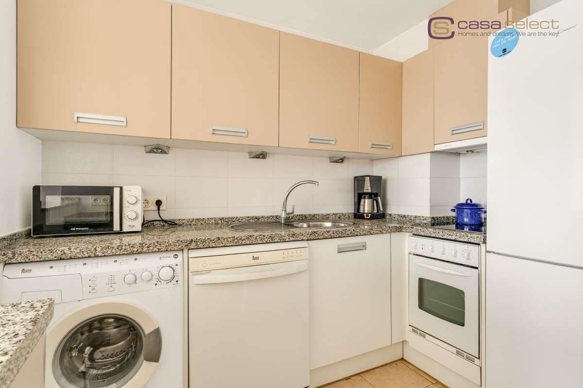Apartamento de 1 habitación en Torrox-Costa en venta con piscina - 280.000 € (Ref: 9984063)