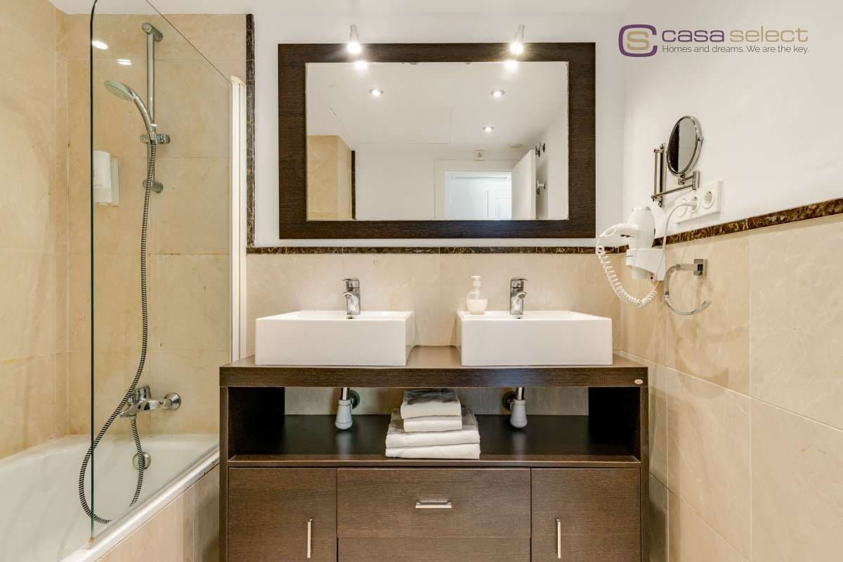 Apartamento de 1 habitación en Torrox-Costa en venta con piscina - 280.000 € (Ref: 9984063)