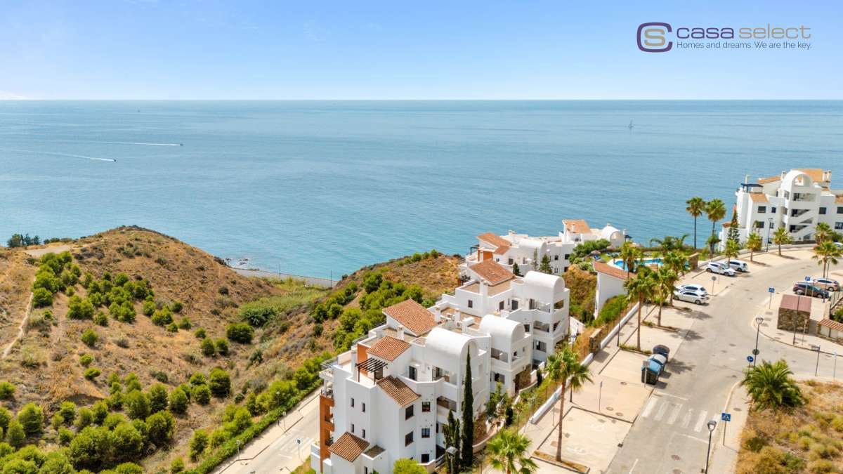 Apartamento de 1 habitación en Torrox-Costa en venta con piscina - 280.000 € (Ref: 9984063)