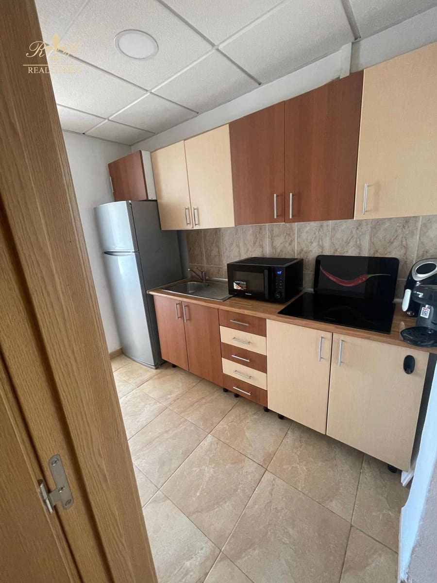 1 bedroom Flat for rent in Benidorm with garage - € 1,100 (Ref: 10016760)