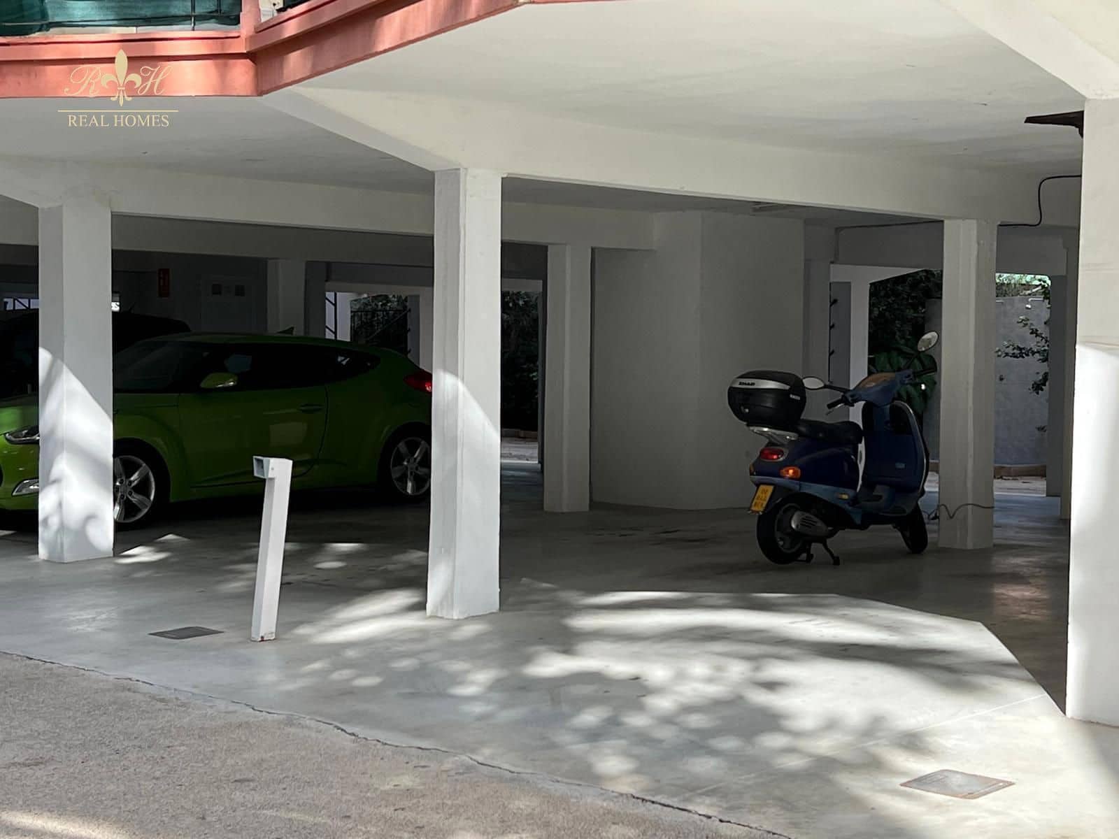 1 bedroom Flat for rent in Benidorm with garage - € 1,100 (Ref: 10016760)