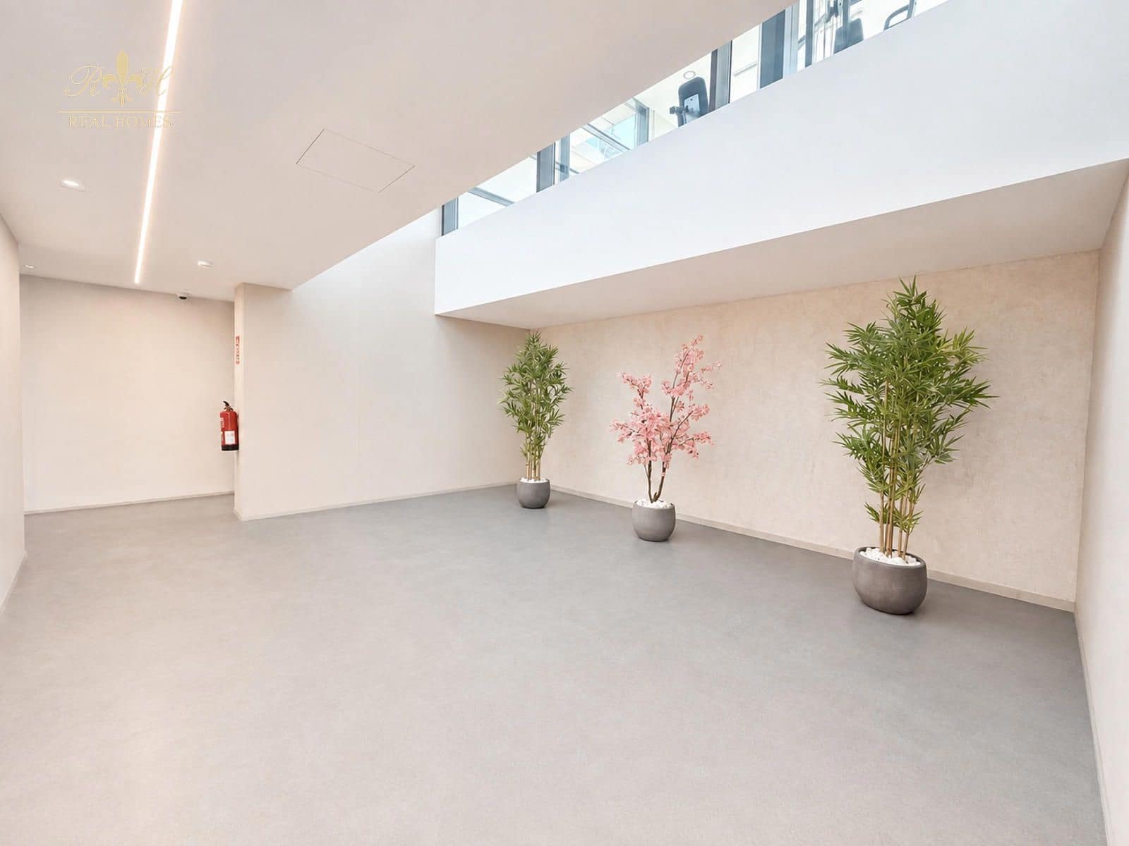2 soveværelse Lejlighed til salg i Benidorm med swimmingpool garage - € 624.000 (Ref: 10034303)
